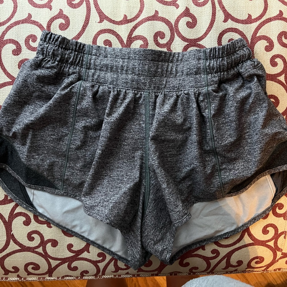 perfect condition lulu hotty hot shorts